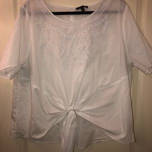 Lane Bryant white front knot blouse. Size 18/20.